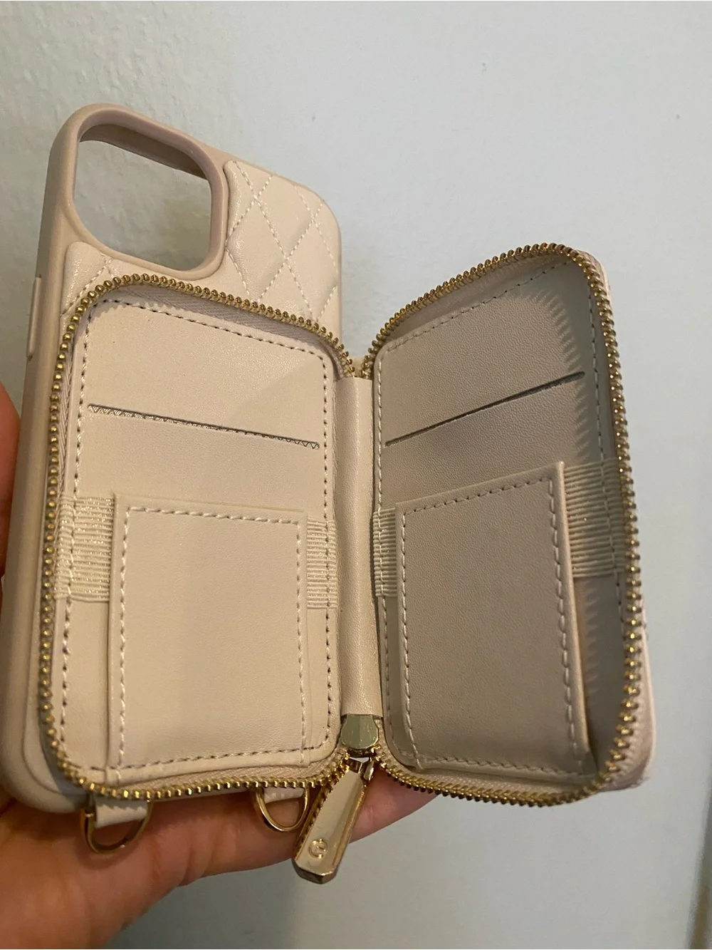 iPhone 15, 16 Quilted cream Phone Wallet Case with Zip Pocket